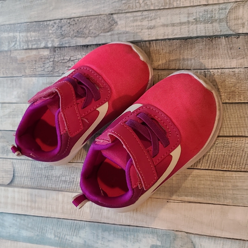Toddler sneakers